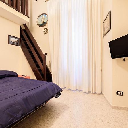 דירות נאפולי Casa Di Flo מראה חיצוני תמונה